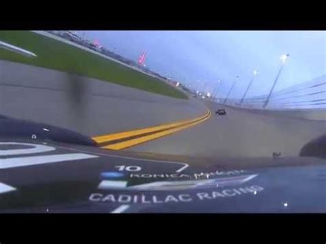 2019 rolex 24 fernando alonso vs helio castroneves restart battle|Rolex 24 update: Fernando Alonso wins rain.